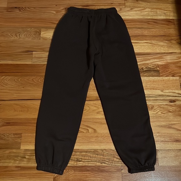 Nike Women's Sportswear - Picture 2 of 12